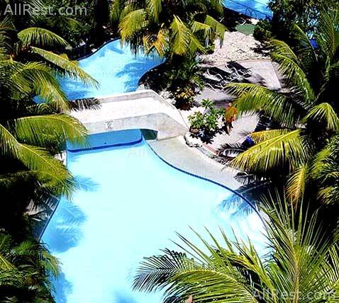 Costabella Tropical Beach Resort 8